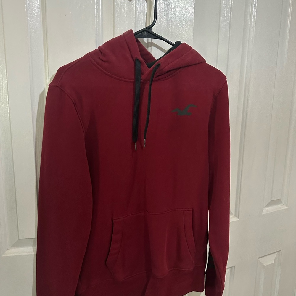 Hollister Burgundy Hoodie with Black Accents